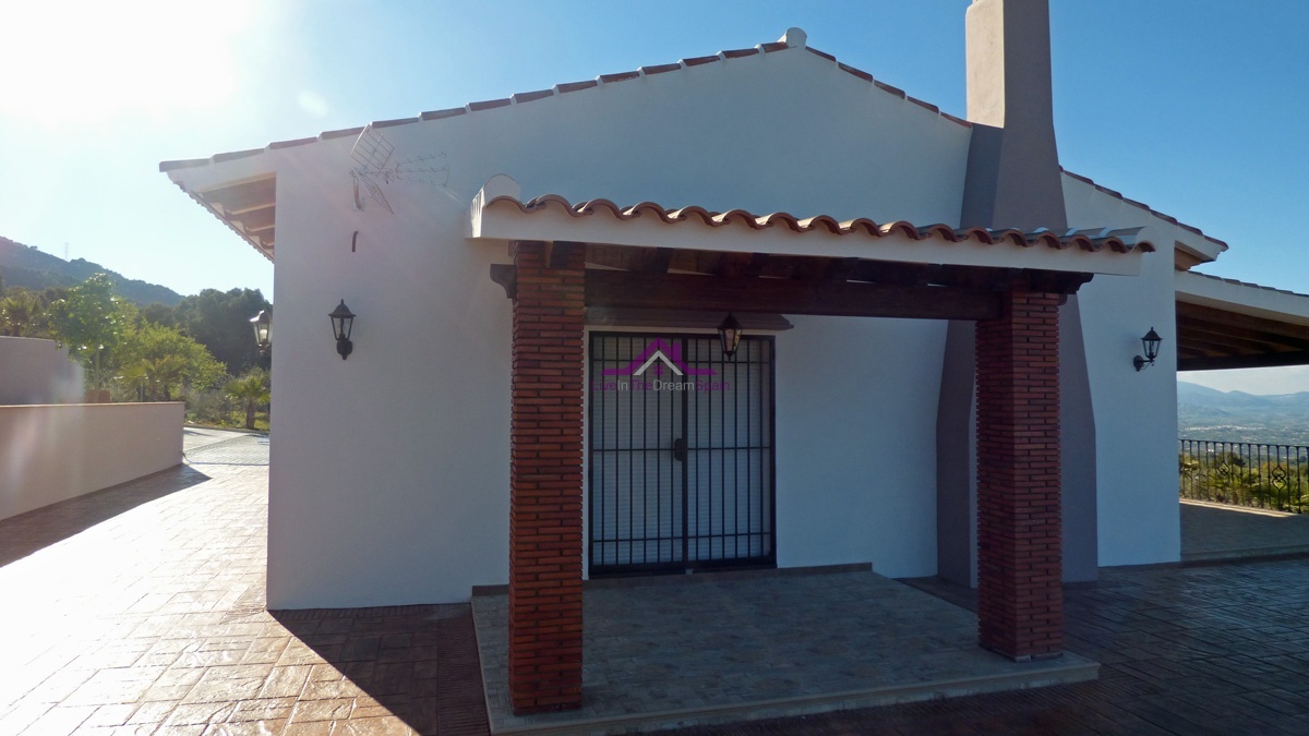 Alhaurin El Grande, Spain, 3 Bedrooms Bedrooms, ,2 BathroomsBathrooms,Villa,For Rent,1115