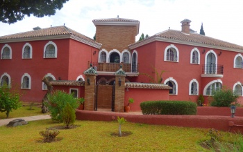 Villa, sale, Alhaurin el Grande, large plot, estate, gated community, large pool, 5 bedrooms 5 bathrooms en suite, opportunity 