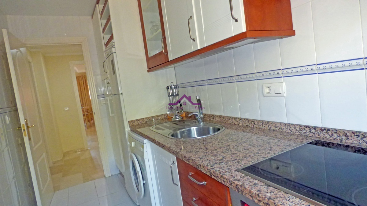 Elviria, Spain, 3 Bedrooms Bedrooms, ,2 BathroomsBathrooms,Apartment,For sale,1154