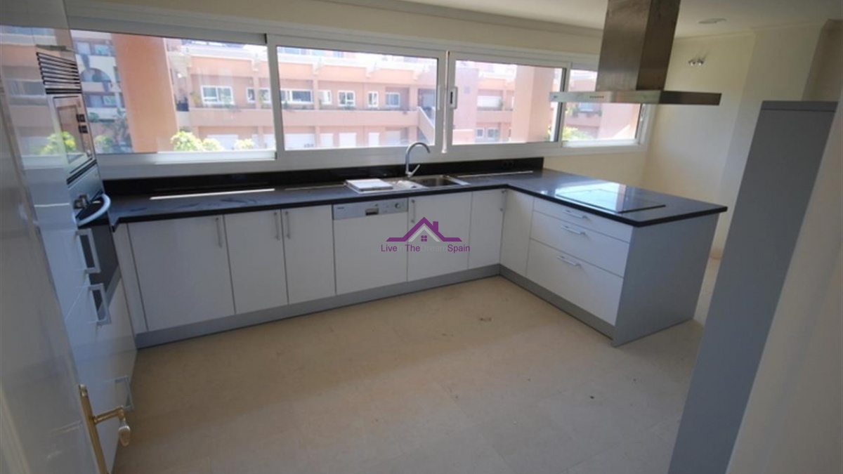 3 Bedrooms, Apartment, For sale, 3 Bathrooms, Listing ID 1029, Spain,