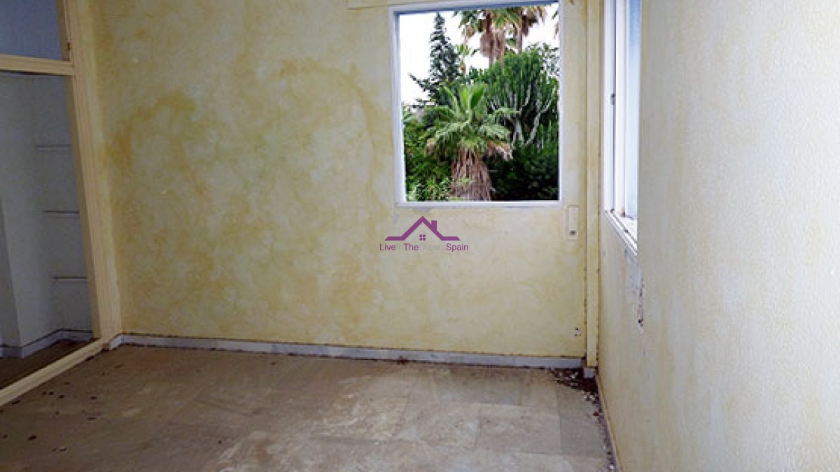 4 Bedrooms, Villa, For sale, 2 Bathrooms, Listing ID 1042, Nueva Andalucia, Spain,