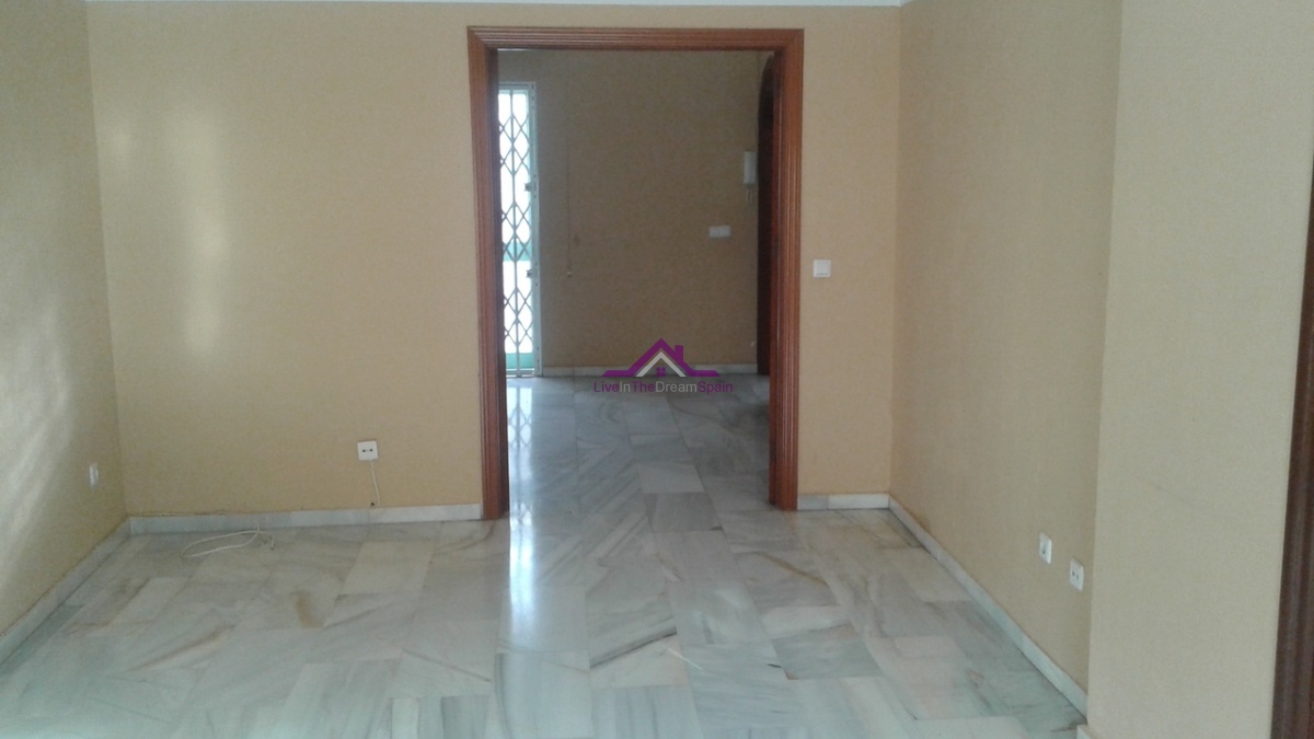 3 Bedrooms, Townhouse, For sale, 1 Bathrooms, Listing ID 1083, Spain,